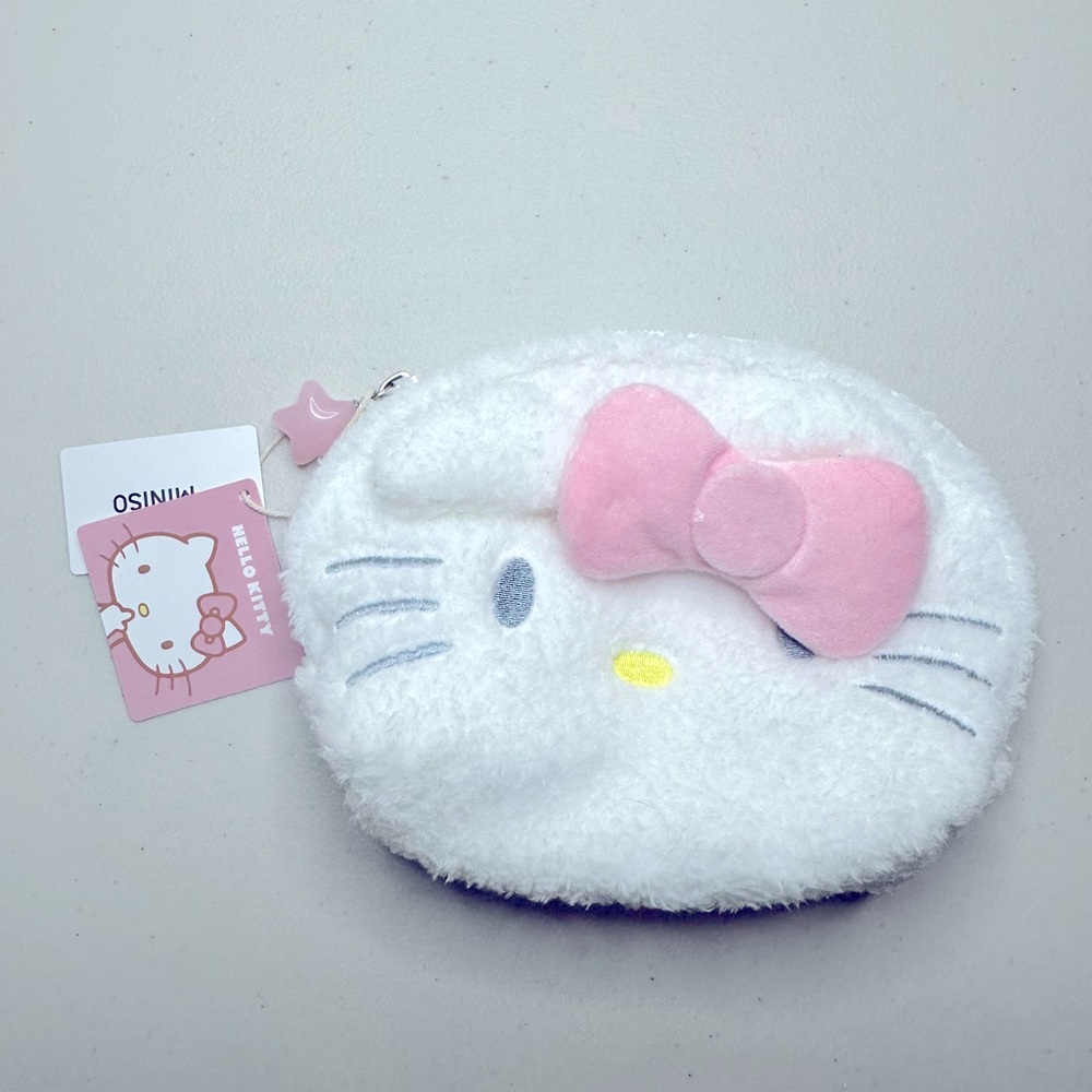 Miniso x Hello Kitty White Fluffy Makeup Bag and Pouch combo - Picture 2 of 4